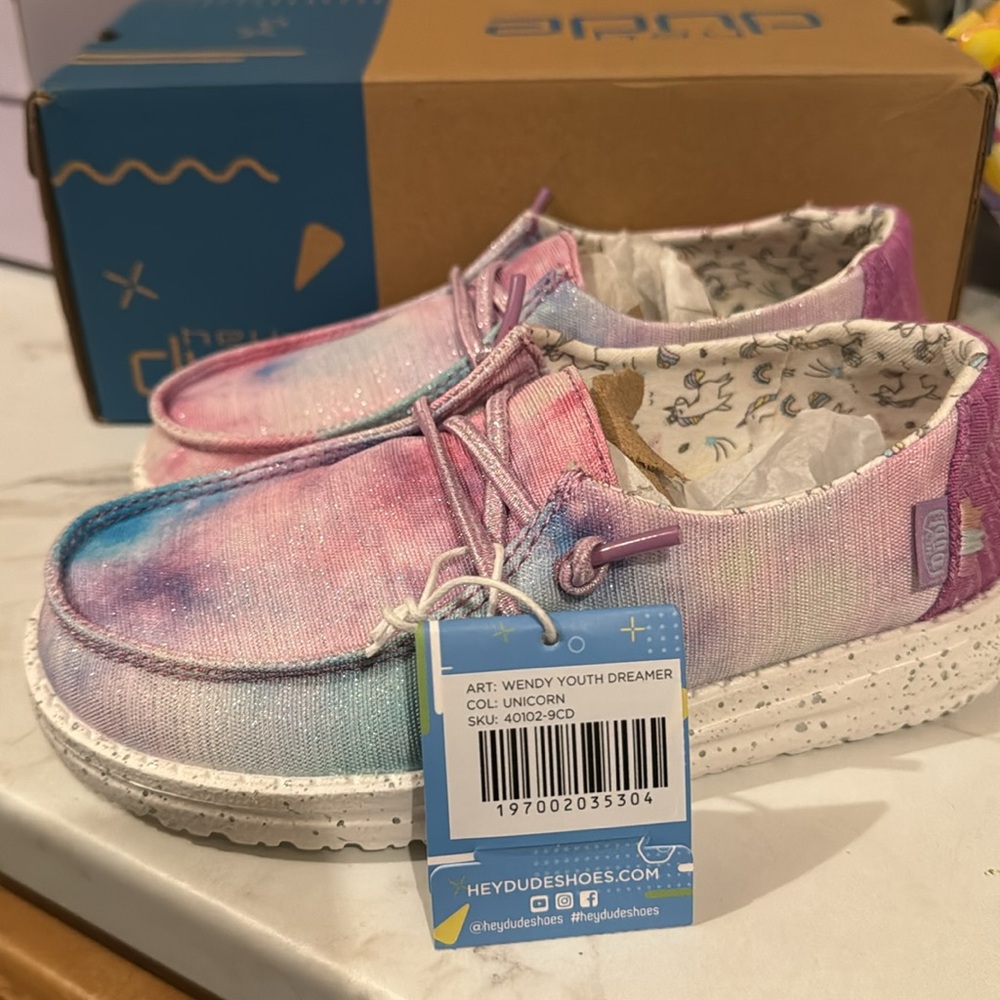 Girls Hey Dude shoes size 12 (US); New; Wendy Youth Dreamer